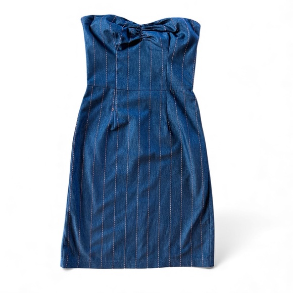 Strapless Chambray Mini Dress with Red Pen Stripes Size 6 by Cory Lynn Calter - Picture 6 of 9